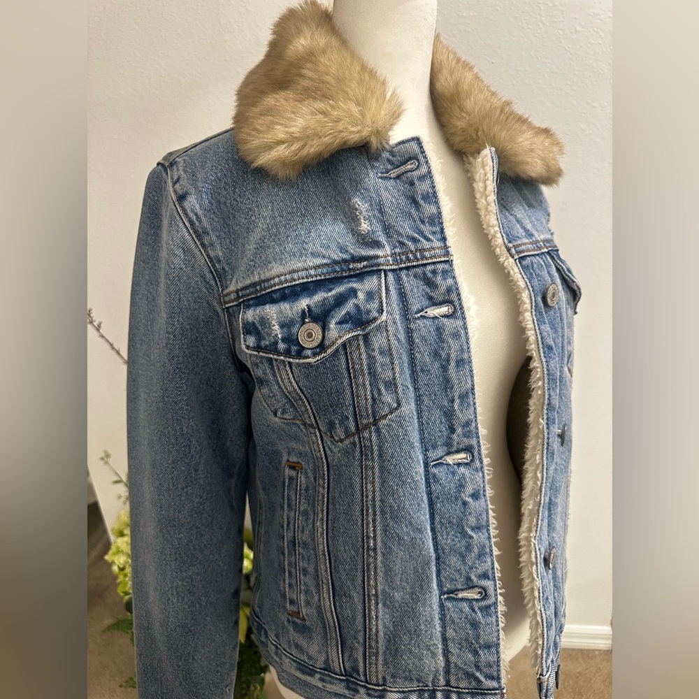 Abercrombie & Fitch Blue Jean Jacket with Sherpa Lining